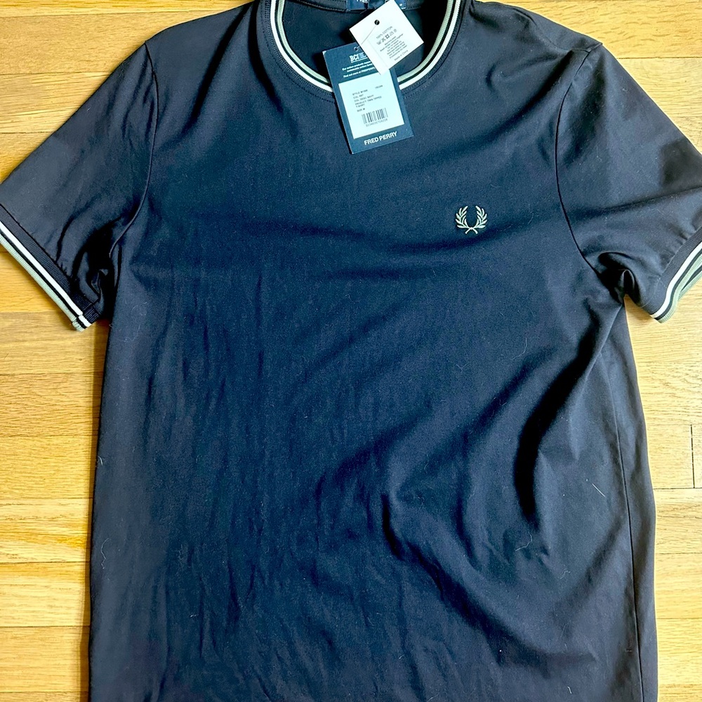 Fred Perry sharp T-Shirt New